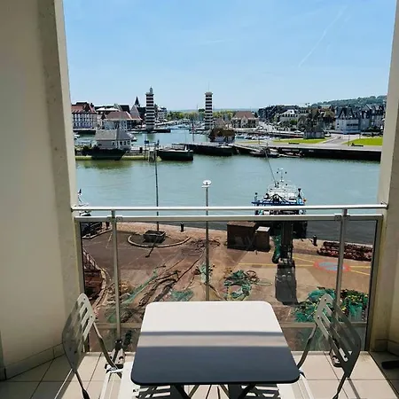 Tres Joli Appartement 2P Au Beach Residence Trouville- Piscine & Vue Port Exterior photo