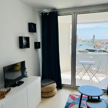 Tres Joli Appartement 2P Au Beach Residence Trouville- Piscine & Vue Port Exterior photo