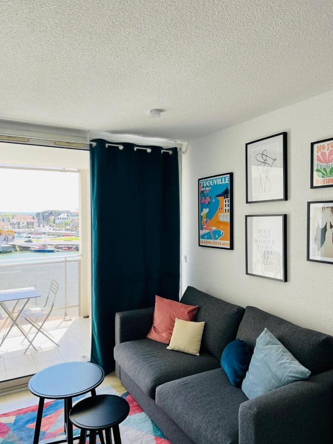 Tres Joli 2p Au Trouville- Piscine & Vue Port Apartment