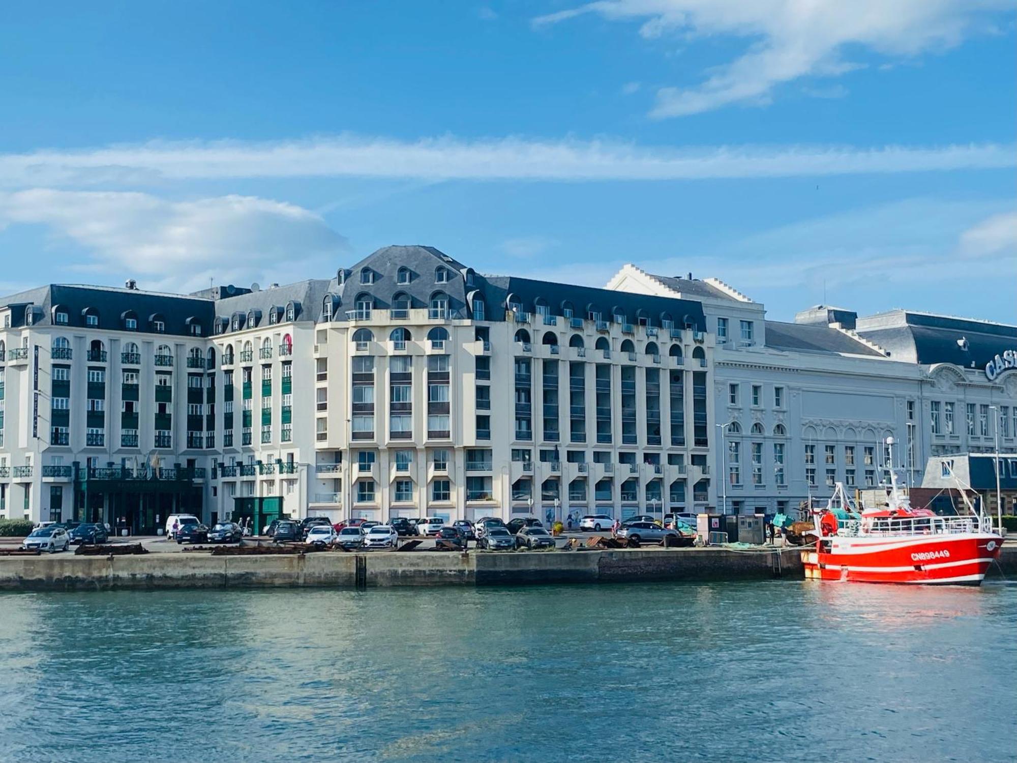 Tres Joli 2p Au Trouville- Piscine & Vue Port Apartment *